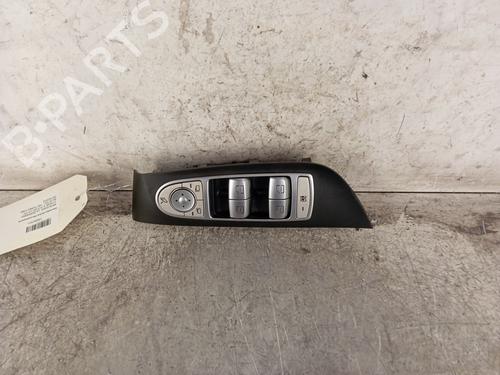 Used Left front window switch MERCEDES-BENZ E-CLASS (W213) E 220 d 4-matic (213.005) (194 hp) 30017968