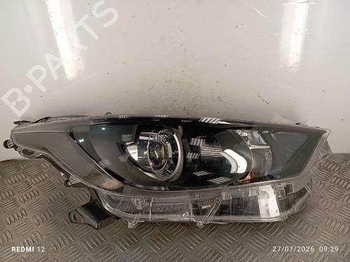 right-headlight-toyota-yaris-_p21_-_pa1_-_ph1_-2020-37740823 main image