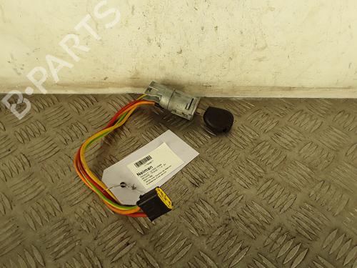 Clé de contact RENAULT MEGANE I (BA0/1_) 1.4 e (BA0E, BA0V) (75 hp) 30900046