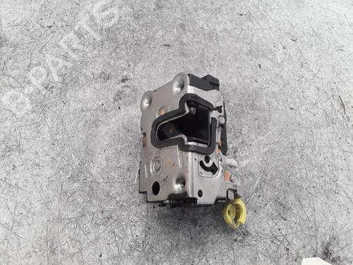 rear-right-lock-dacia-duster-hs_-2010-2011-2012-2013-2014-2015-2016-2017-2018-30013646 main image