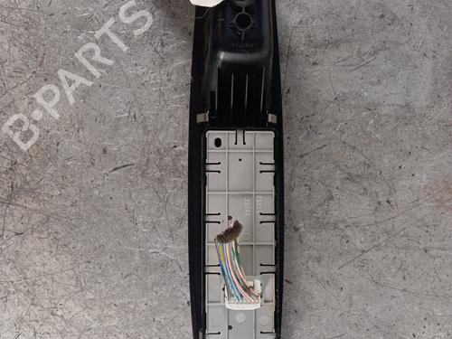 Used Left front window switch Left front window switch 30018243 30018243
