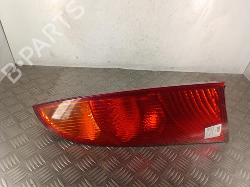 Høyre baklys FORD FOCUS I (DAW, DBW) 1.8 TDCi (115 hp) 30019591
