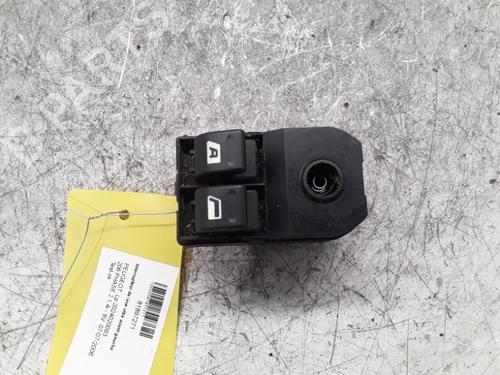 Pulsantiera anteriore sinistra PEUGEOT 206 Hatchback (2A/C) 1.4 i (75 hp) 30013733