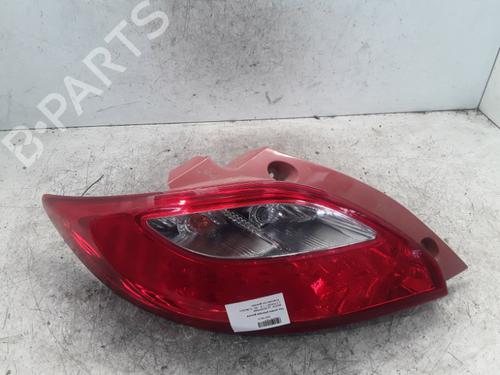 Venstre baglygte MAZDA 2 (DE_, DH_) 1.3 (DE3FS) (75 hp) 30024059