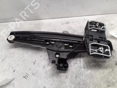 Rudehejsemekanisme Højre bagtil OPEL CORSA F (P2JO) 1.5 (68) (102 hp) 30025820
