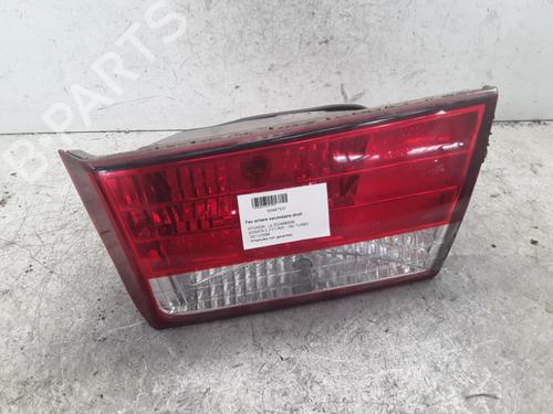 Højre baklys, luke HYUNDAI SONATA V (NF) 2.0 CRDi (140 hp) 30013025