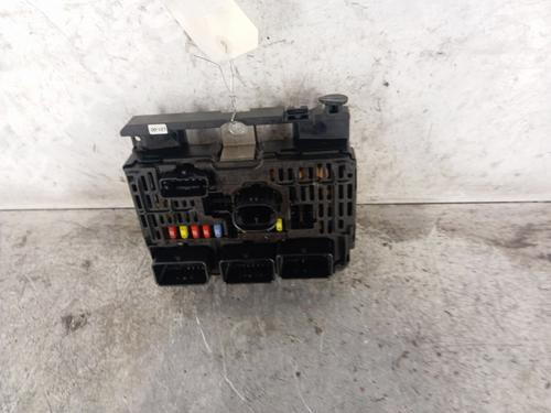 Used Fuse box PEUGEOT 407 (6D_) 1.6 HDi 110 (6D9HZC, 6D9HYC) (109 hp) 30014178