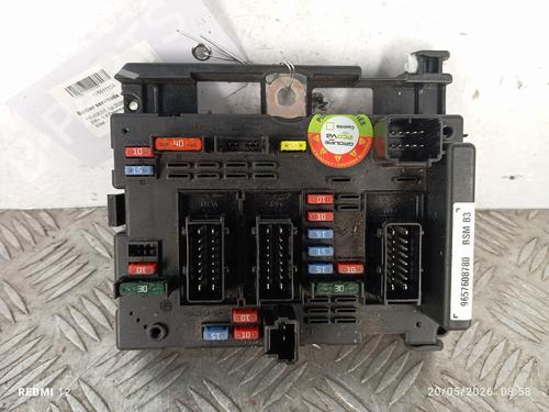 Used Fuse box Fuse box PEUGEOT 206+ (2L_, 2M_) 1.4 i (73 hp) 35918769 35918769