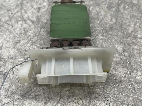Used Heater resistor Heater resistor DACIA SANDERO 1.5 dCi (68 hp) 30019536 30019536