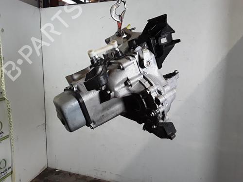 Gearbox CITROËN C3 III (SX) 1.2 PureTech 82 | BP30026260M3