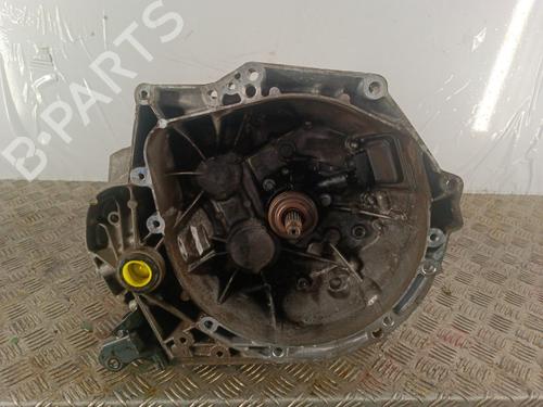 gearbox-citroen-c4-cactus-2014-33691990 main image