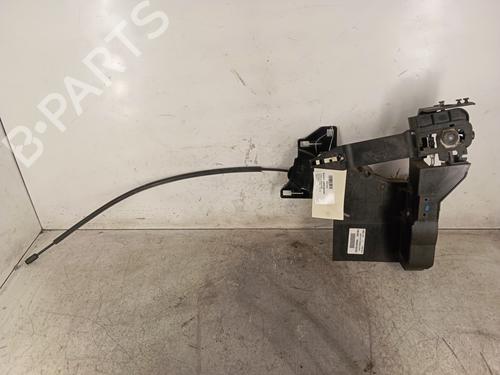 Cerradura puerta delantera izquierda FORD FIESTA V (JH_, JD_) 1.3 (69 hp) 30014628