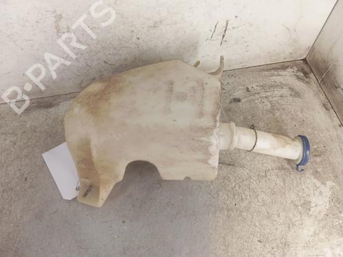 Used Windscreen washer tank Windscreen washer tank 30017538 30017538
