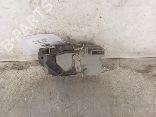 Venstre bagtil lås PEUGEOT 206 Hatchback (2A/C) 1.4 i (75 hp) 30014234