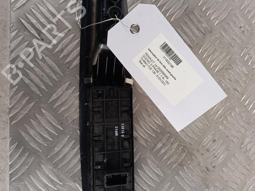 Interrupteur de vitre avant gauche RENAULT SCÉNIC III (JZ0/1_) 1.4 16V (JZ0F, JZ1V) | BP30011844I27 