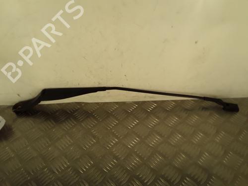 Used Front windshield wiper arm Front windshield wiper arm PEUGEOT 308 II (LB_, LP_, LW_, LH_, L3_) 1.6 BlueHDi 120 (120 hp) 30007571 30007571