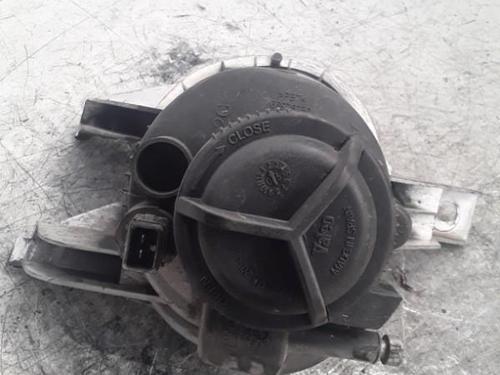 Used Left front fog light PEUGEOT 206 SW (2E/K) 2.0 HDi (90 hp) 30009522