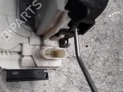 Used Front left lock MERCEDES-BENZ GLA-CLASS (X156) GLA 200 CDI / d (156.908) (136 hp) 30024712