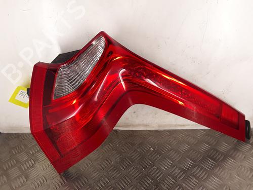 Feu arrière droit VOLVO V60 I (155) 1.6 DRIVe (114 hp) 30907390