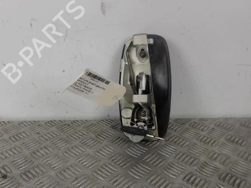 Used Front left exterior door handle Front left exterior door handle RENAULT TRAFIC II Van (FL) 2.0 dCi 90 (FL0H, FL00, FL01, FL0M, FL0P, FL0S) (90 hp) 33693535 33693535