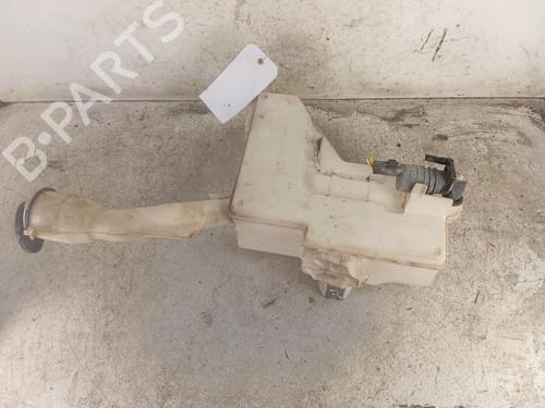 Used Windscreen washer tank PEUGEOT 407 (6D_) 2.0 16V (6DRFJC, 6DRFJE, 6DRFJF) (140 hp) 30018274