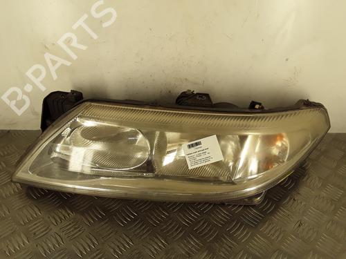 Used Right headlight RENAULT LAGUNA II (BG0/1_) 2.0 16V IDE (BG0N) (140 hp) 30007396