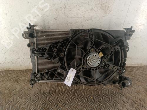 Used Water radiator OPEL COMBO Box Body/MPV (X12) 1.3 CDTI (B05) (95 hp) 30731032