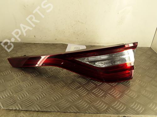 Piloto derecho del maletero RENAULT MEGANE IV Hatchback (B9A/M/N_) 1.5 dCi 110 (B9A3) (110 hp) 30011563