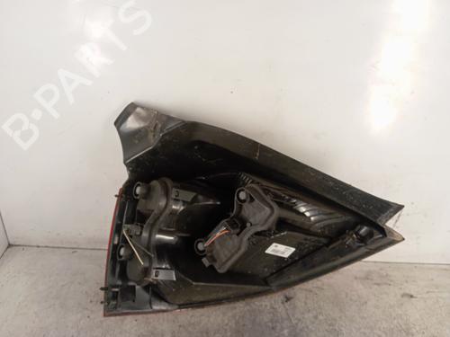 Used Right taillight Right taillight 30025610 30025610