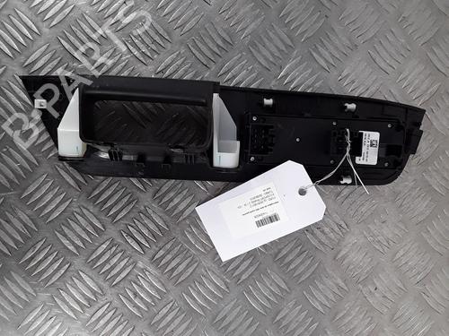 Used Left front window switch Left front window switch FORD ECOSPORT 1.0 EcoBoost (125 hp) 30009864 30009864