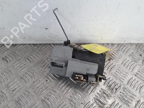 Vergrendeling links voor PEUGEOT 206 Hatchback (2A/C) 1.4 i (75 hp) 30026814