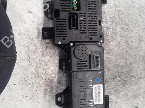 Display monitor RENAULT SCÉNIC III (JZ0/1_) 1.5 dCi | BP30019372C48