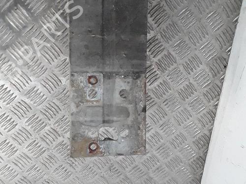 Used Front bumper reinforcement Front bumper reinforcement RENAULT ESPACE III (JE0_) 2.2 12V TD (JE0E, JE0H, JE0P) (113 hp) 30015987 30015987