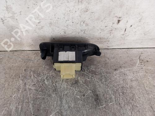 left-rear-window-switch-dacia-duster-hs_-2010-2011-2012-2013-2014-2015-2016-2017-2018-30020124 main image