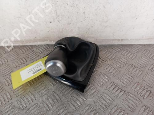 Pomello del cambio RENAULT CLIO IV (BH_) 0.9 TCe 75 (BHNP) (76 hp) 32110355