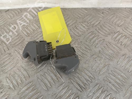 Used Left front window switch Left front window switch RENAULT CLIO II (BB_, CB_) 1.4 (B/CB0C, B/CB0S) (75 hp) 31880652 31880652