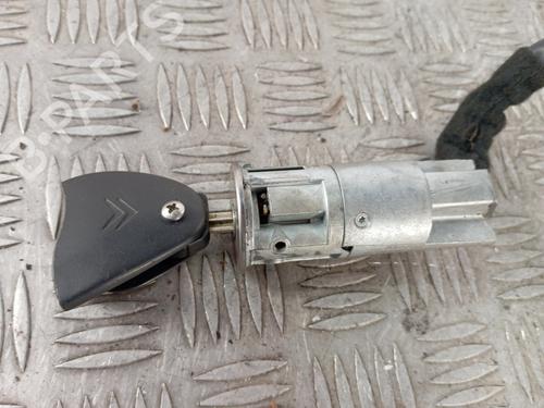 Used Ignition barrel Ignition barrel CITROËN XSARA (N1) 1.8 i 16V (110 hp) 32472853 32472853
