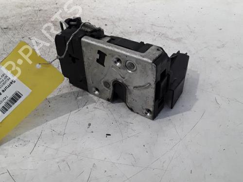 Høyre foran lås PEUGEOT 307 Break (3E) 1.6 HDi 110 (109 hp) 30026585