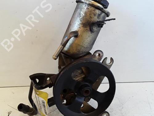 Used Steering pump TOYOTA YARIS (_P1_) 1.5 (NCP13_, NCP13R) (105 hp) 30022020
