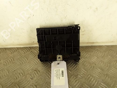 Zekeringkast PEUGEOT 307 Break (3E) 1.6 HDi 110 (109 hp) 30698797