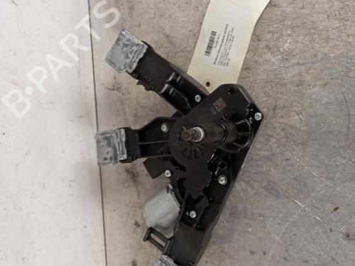 Used Rear wiper motor PEUGEOT 308 II (LB_, LP_, LW_, LH_, L3_) 1.5 BlueHDi 130 (131 hp) 30025620