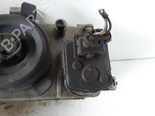 Used Right headlight FIAT PUNTO (176_) 60 1.2 (176AP, 176AR, 176AQ, 176BB) (60 hp) 30027308