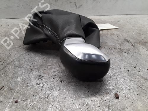 Used Gear lever PEUGEOT 2008 I (CU_) 1.2 VTi (82 hp) 30012739