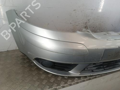 Used Front bumper Front bumper 37674060 37674060
