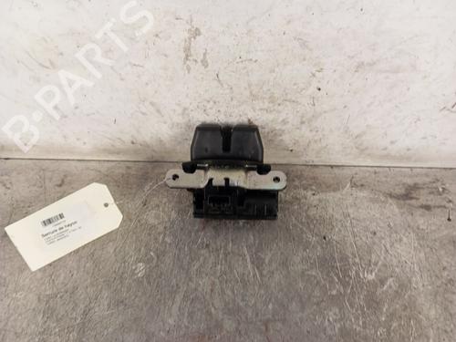 Fechadura da mala FORD FIESTA VI (CB1, CCN) 1.4 TDCi (70 hp) 30014241