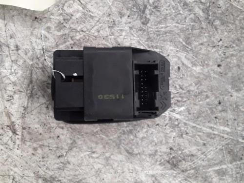 Left front window switch PEUGEOT 206 SW (2E/K) 1.4 HDi | BP30019392I27