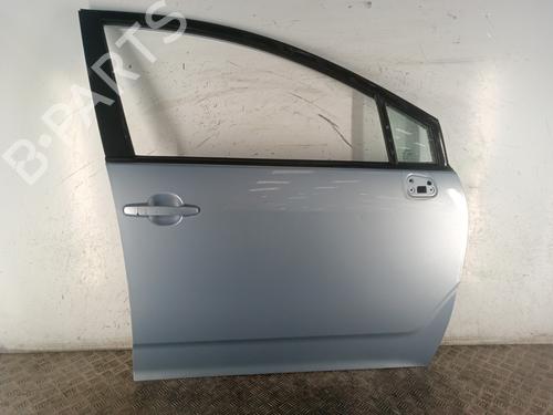 Używane Drzwi przednie prawe TOYOTA COROLLA Verso (ZER_, ZZE12_, R1_) 2.2 D-4D (AUR10_, AUR10R) (136 hp) 30011660