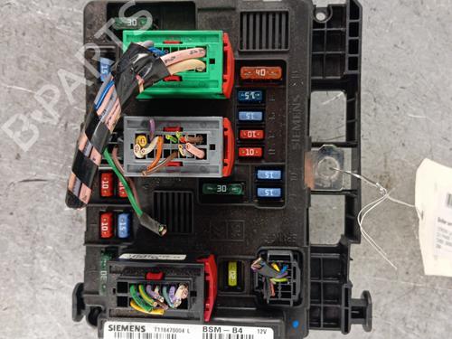 Used Fuse box CITROËN C3 I (FC_, FN_) 1.4 HDi (68 hp) 30017698