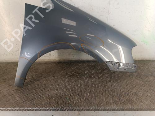 Używane Błotnik przedni prawy VW TOURAN (1T1, 1T2) 2.0 TDI (136 hp) 30010450