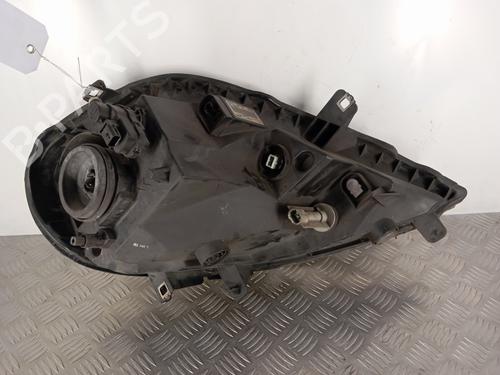 Left headlight NISSAN PRIMASTAR Van (X83) 2.0 dCi 115 | BP30007700C28 